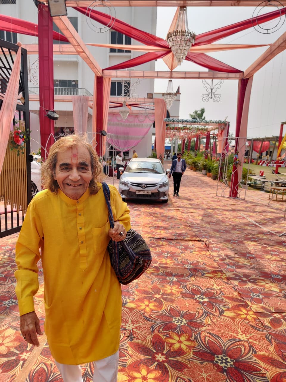 Guruji, founder and formulator of Fresh Flower Wellness